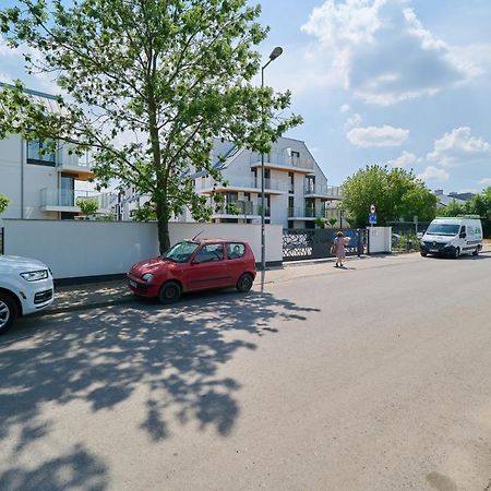 Villa Nova Lux Apartment Wroclaw Kowale By Noclegi Renters Exterior foto