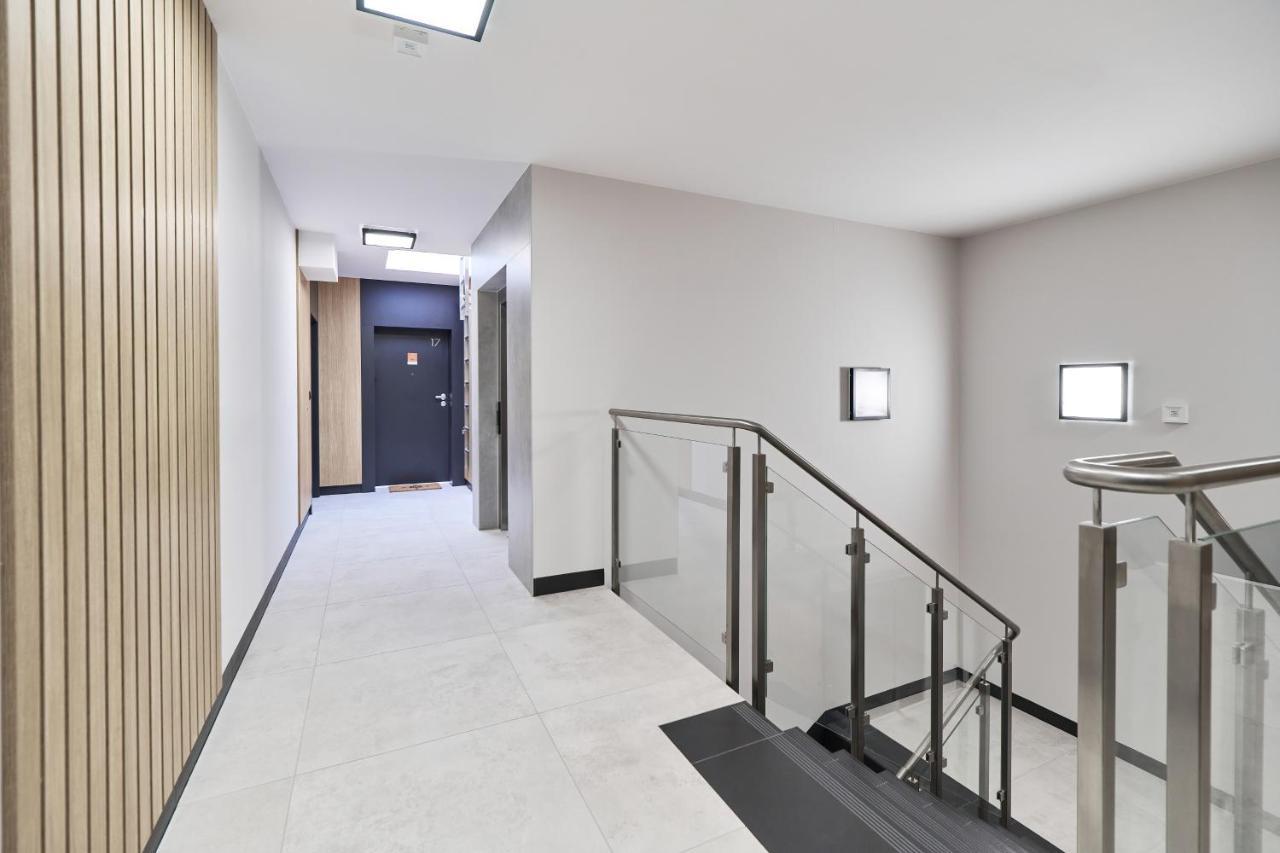 Villa Nova Lux Apartment Wroclaw Kowale By Noclegi Renters Exterior foto