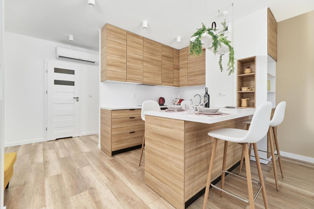 Villa Nova Lux Apartment Wroclaw Kowale By Noclegi Renters Exterior foto